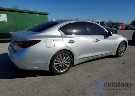 2019 Infiniti Q50 Luxe z USA, uszkodzony, nr VIN JN1EV7AP3KM514466
